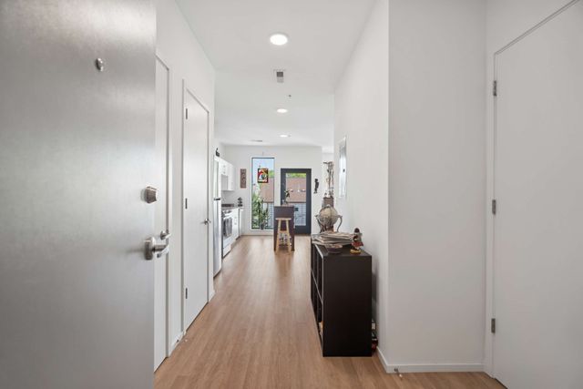 806 Olympic St Apt 405, Nashville, TN 37203