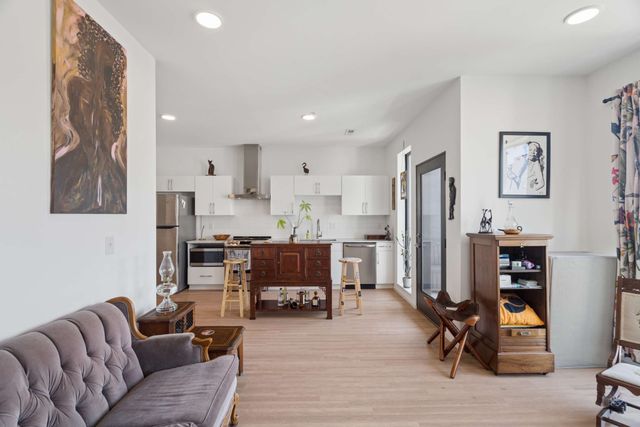 806 Olympic St Apt 405, Nashville, TN 37203