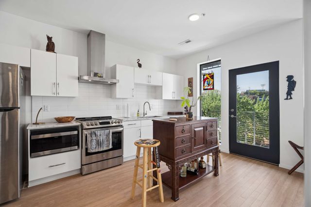 806 Olympic St Apt 405, Nashville, TN 37203