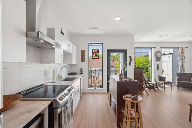 806 Olympic St Apt 405, Nashville, TN 37203
