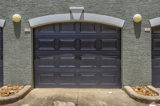 3045 Marina Bay Drive Drive 12201, League City, TX 77573