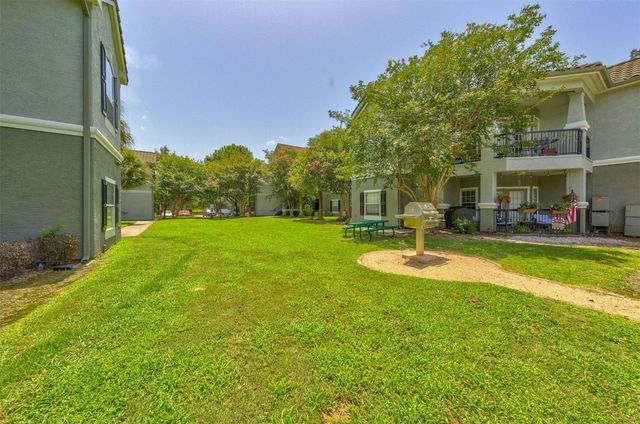 3045 Marina Bay Drive Drive 12201, League City, TX 77573