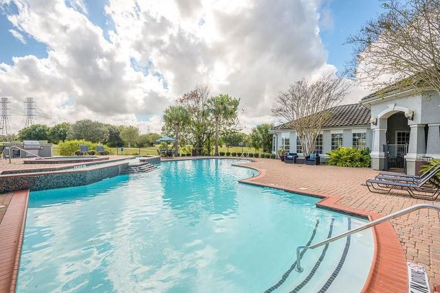 3045 Marina Bay Drive Drive 12201, League City, TX 77573