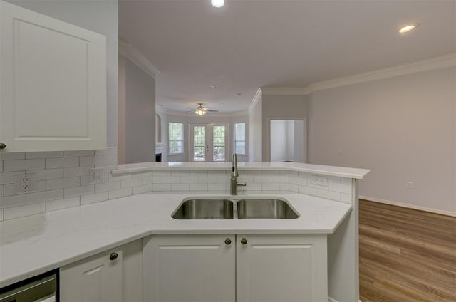 3045 Marina Bay Drive Drive 12201, League City, TX 77573