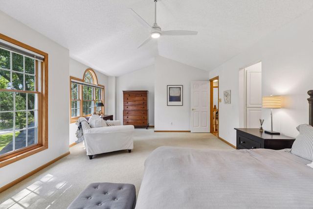 2710 Itasca Avenue S, Saint Mary's Point, MN 55043