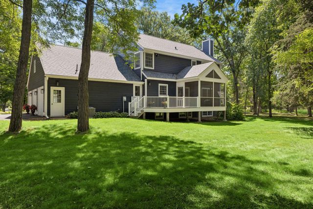 2710 Itasca Avenue S, Saint Mary's Point, MN 55043