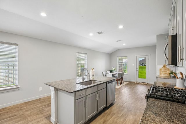 1514 Truckee River Dr Drive, Rosharon, TX 77583