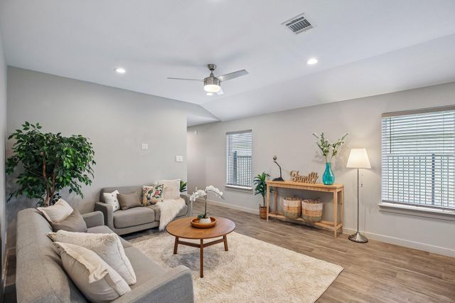 1514 Truckee River Dr Drive, Rosharon, TX 77583