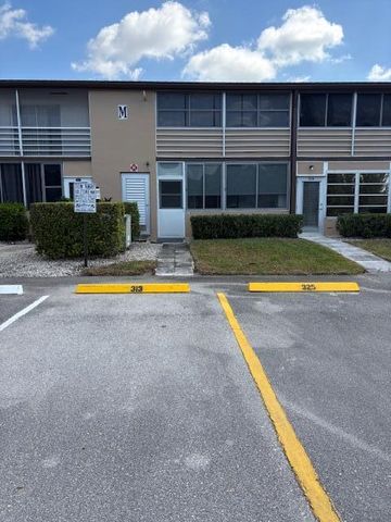 313 Andover M, West Palm Beach, FL 33417