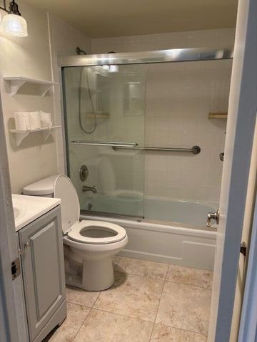 313 Andover M, West Palm Beach, FL 33417