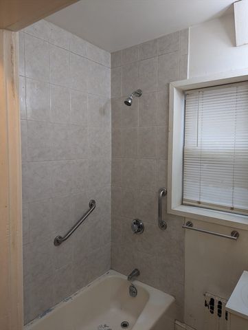 545 Revere 1R, Revere, MA 02151