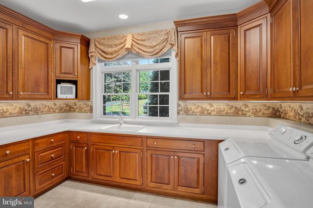 3 CONESTOGA LANE, Mechanicsburg, PA 17050