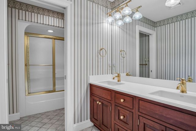 3 CONESTOGA LANE, Mechanicsburg, PA 17050