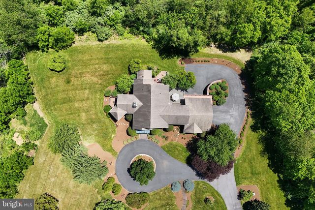 3 CONESTOGA LANE, Mechanicsburg, PA 17050