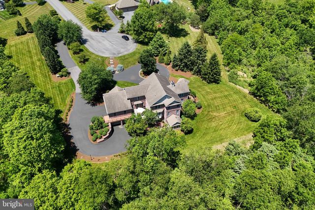 3 CONESTOGA LANE, Mechanicsburg, PA 17050
