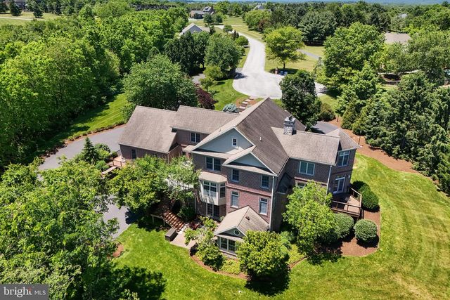 3 CONESTOGA LANE, Mechanicsburg, PA 17050