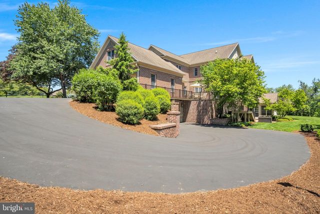3 CONESTOGA LANE, Mechanicsburg, PA 17050