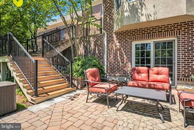 3 CONESTOGA LANE, Mechanicsburg, PA 17050