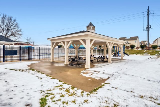 105 Fox Tail Court, Statesville, NC 28677