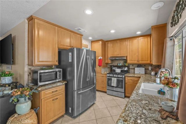 11539 Inglewood Court, Riverside, CA 92503