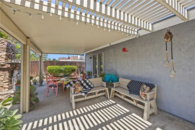 11539 Inglewood Court, Riverside, CA 92503