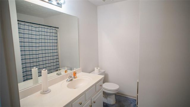 5437 Evergreen Forest Court, Flowery Branch, GA 30542