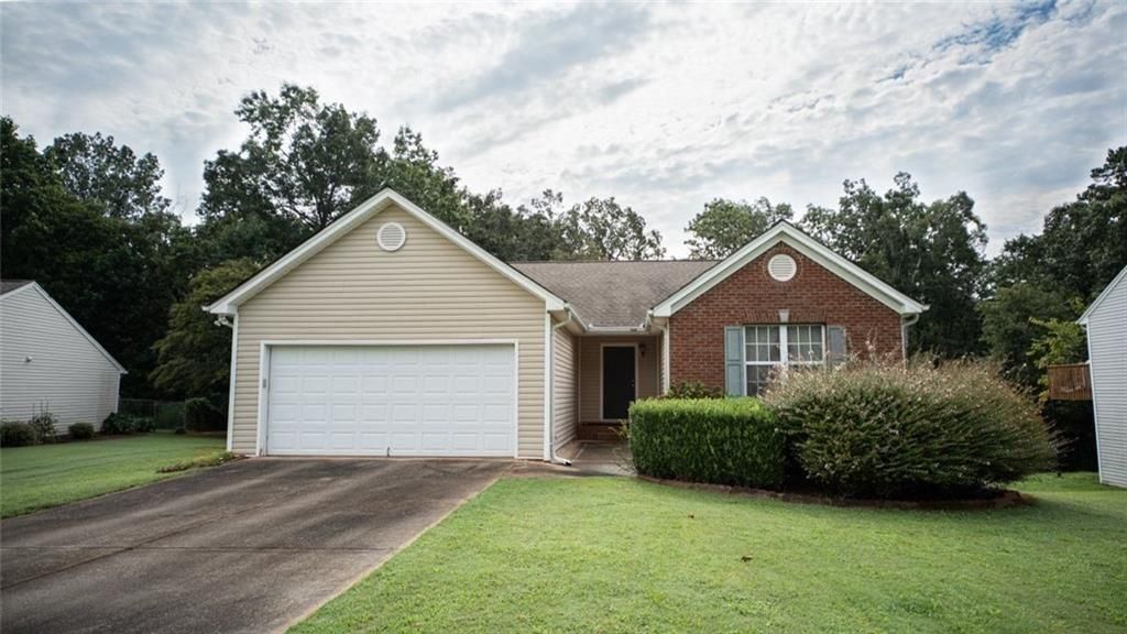 5437 Evergreen Forest Court, Flowery Branch, GA 30542