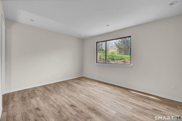 32 Heritage Village C, Southbury, CT 06488