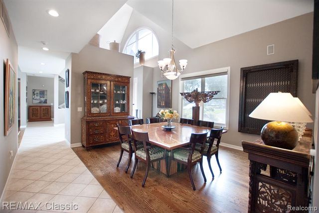 826 Wolverine Drive, Wolverine Lake, MI 48390