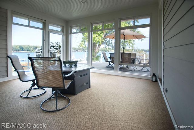826 Wolverine Drive, Wolverine Lake, MI 48390