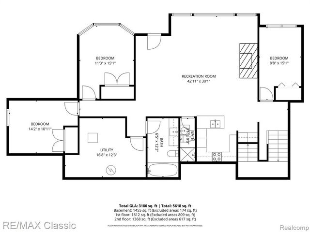 826 Wolverine Drive, Wolverine Lake, MI 48390
