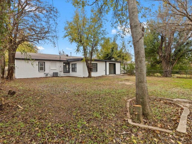 5937 NW 58th Terrrace Street, Warr Acres, OK 73122