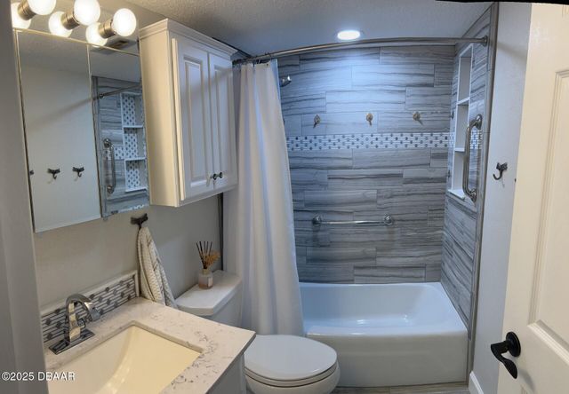 2711 N Halifax Ave Apt 366, Daytona Beach, FL 32118