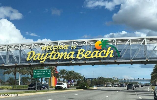 2711 N Halifax Ave Apt 366, Daytona Beach, FL 32118