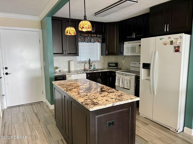 2711 N Halifax Ave Apt 366, Daytona Beach, FL 32118