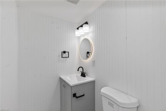 1009 Liston LN, Portsmouth, VA 23701