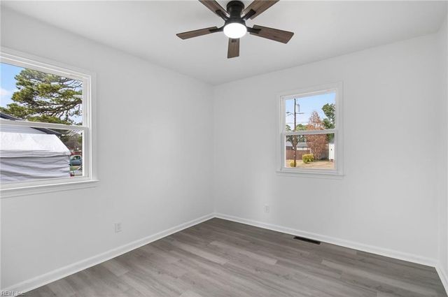 1009 Liston LN, Portsmouth, VA 23701