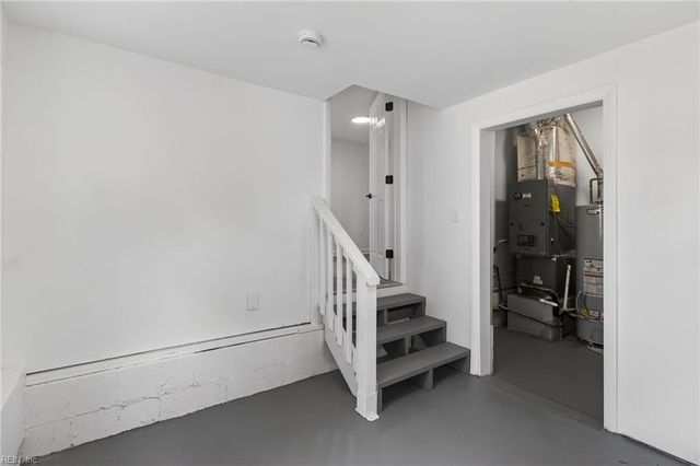 1009 Liston LN, Portsmouth, VA 23701