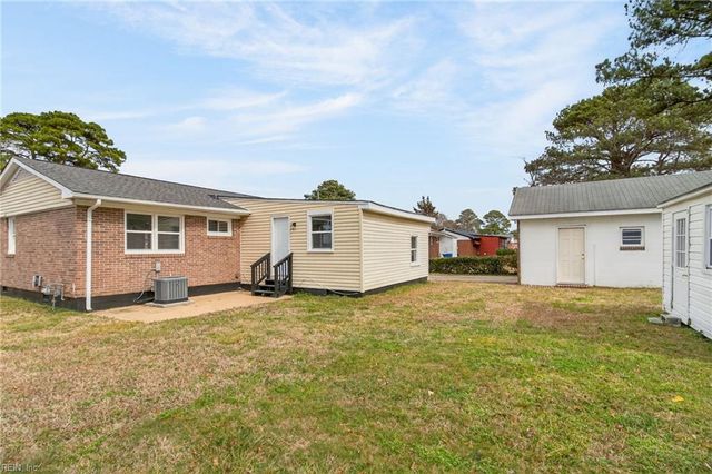 1009 Liston LN, Portsmouth, VA 23701