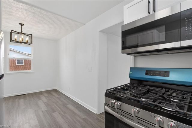 1009 Liston LN, Portsmouth, VA 23701