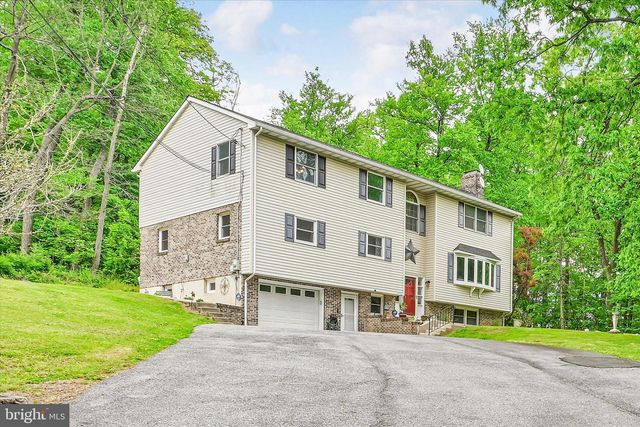 5220 OLEY TURNPIKE RD, Reading, PA 19606