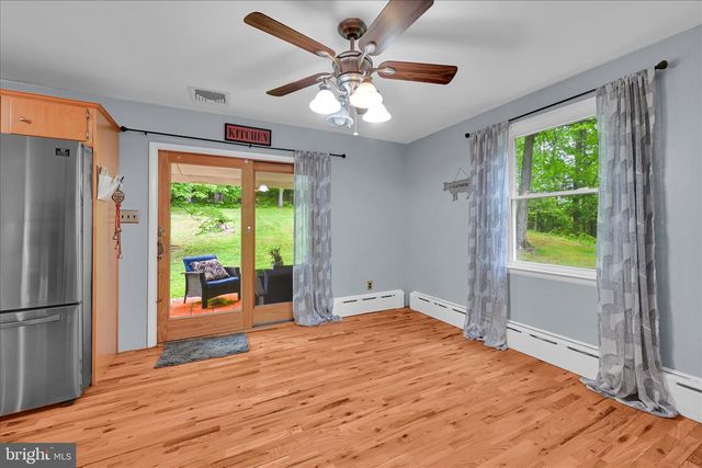 5220 OLEY TURNPIKE RD, Reading, PA 19606