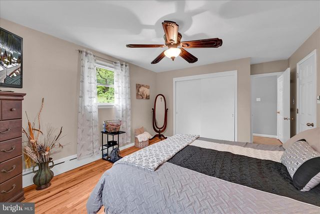5220 OLEY TURNPIKE RD, Reading, PA 19606