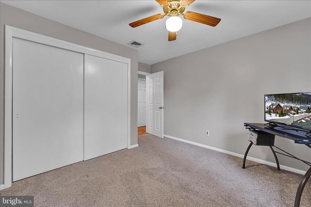 5220 OLEY TURNPIKE RD, Reading, PA 19606