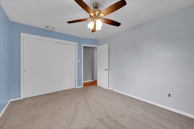 5220 OLEY TURNPIKE RD, Reading, PA 19606