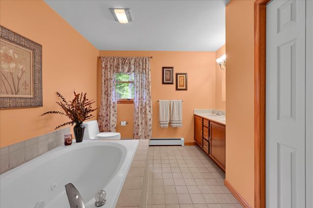 5220 OLEY TURNPIKE RD, Reading, PA 19606