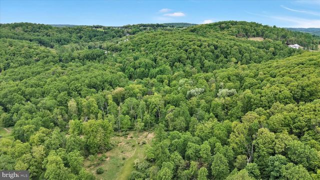 5220 OLEY TURNPIKE RD, Reading, PA 19606