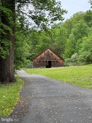 5220 OLEY TURNPIKE RD, Reading, PA 19606