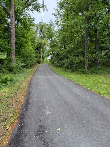 5220 OLEY TURNPIKE RD, Reading, PA 19606