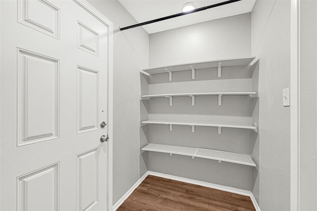 1209 E Lambuth Lane, Deer Park, TX 77536